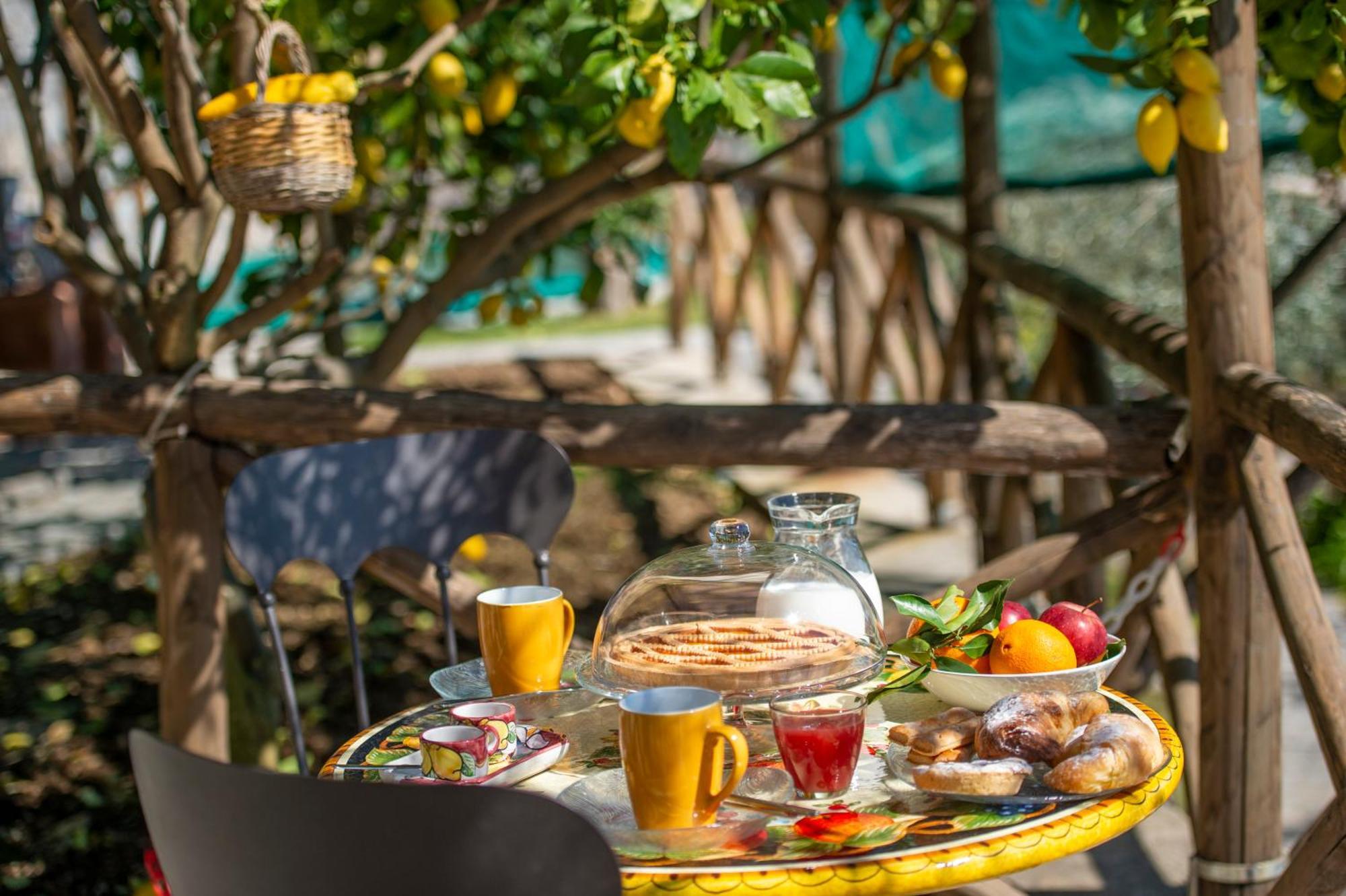 Le Contrade By Sosore Holiday Homes -Amalfi Coast フローレ エクステリア 写真